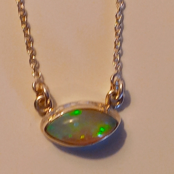 Genuine Well Opal .925 Sterling Silver Necklace - Picture 1 of 4